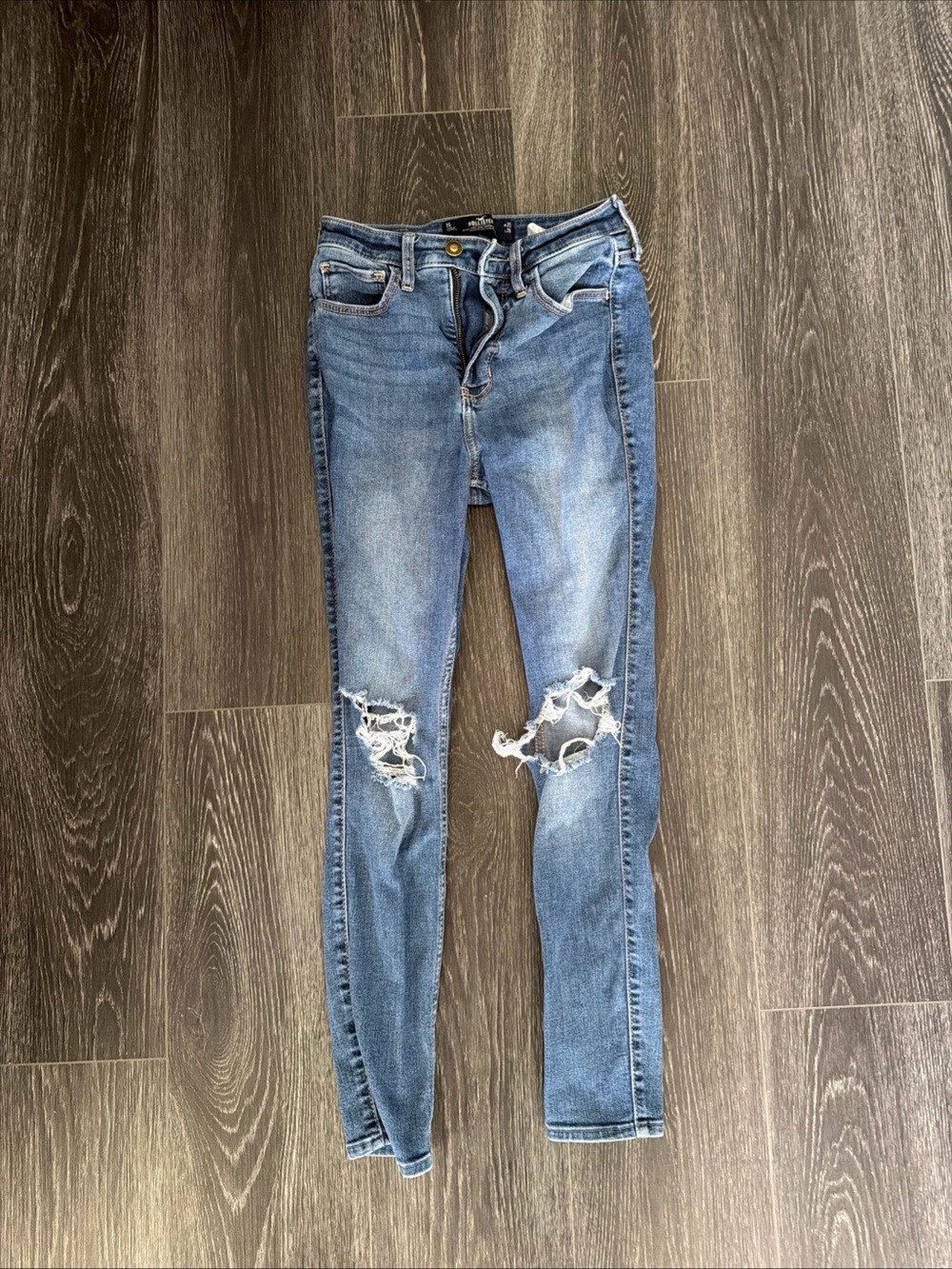 Hollister Women's Light Blue Ripped Skinny Jeans